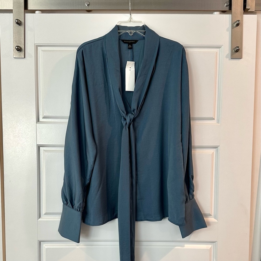 Banana Republic Blue Tie-Neck Blouse (Size M)